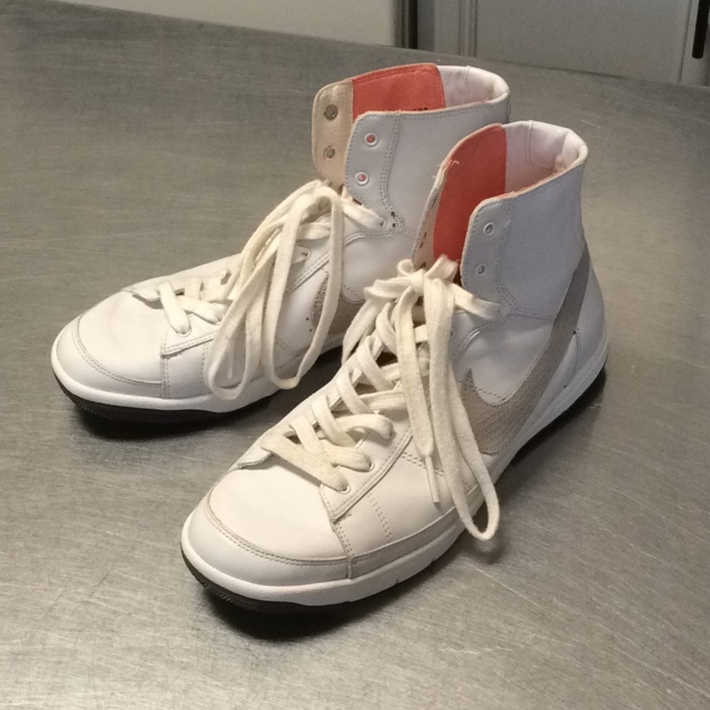 Women’s high top Nike sneakers